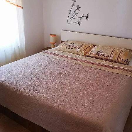Appartement In Razanac/zadar Riviera 8148 Ražanac